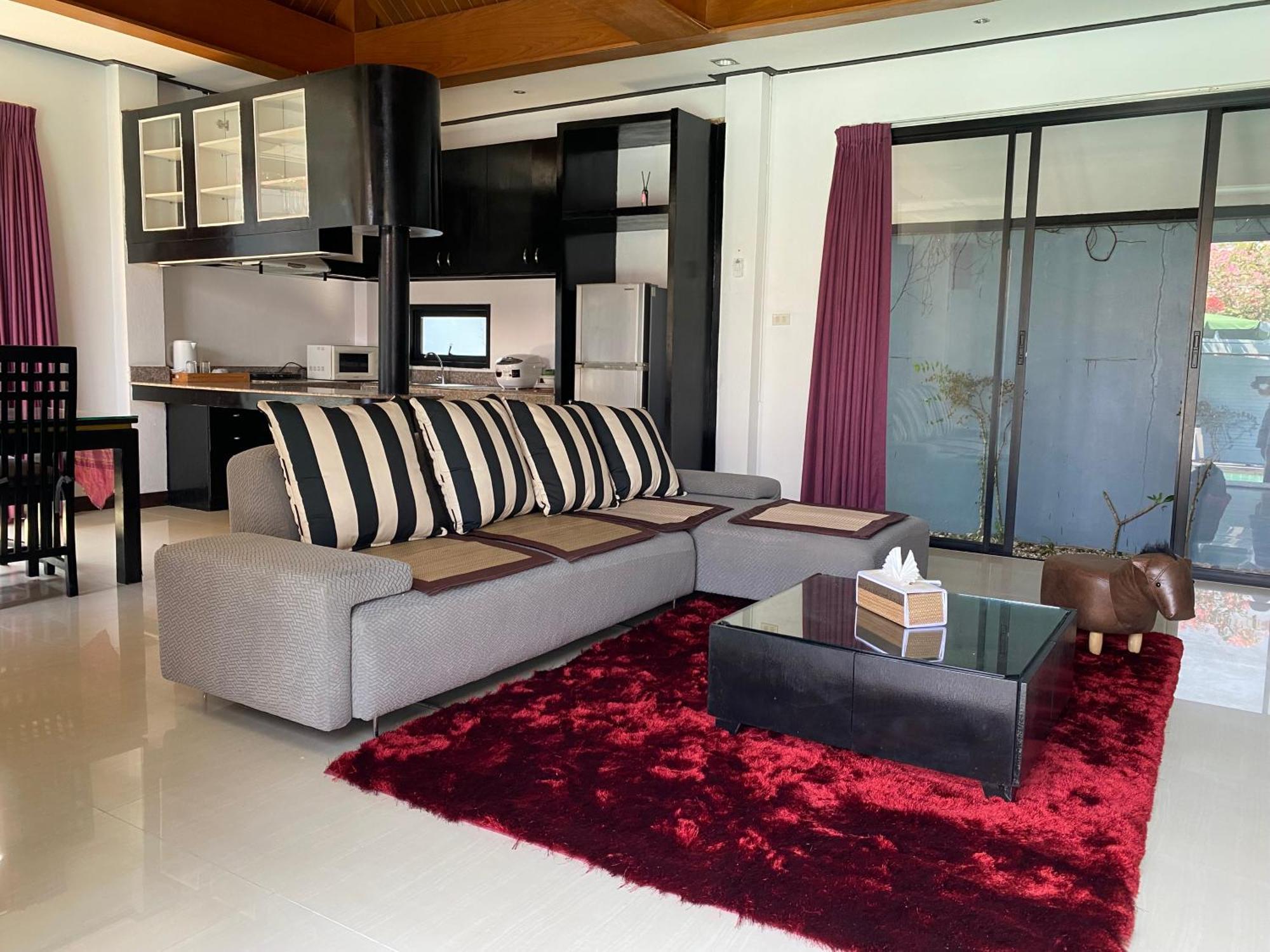 Lris Villa *